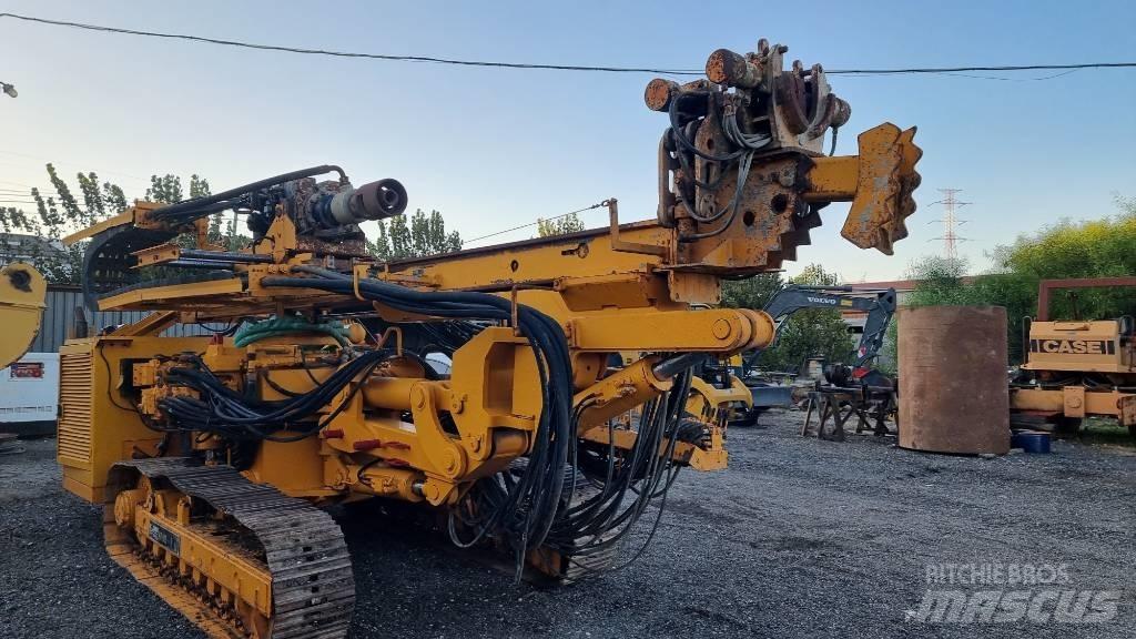 Klemm KR 803 Store borerigger
