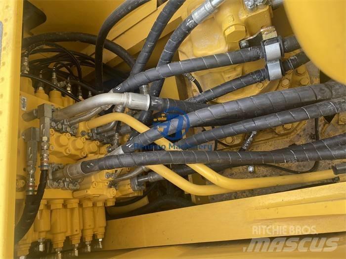 Komatsu PC 240 -8 Beltegraver