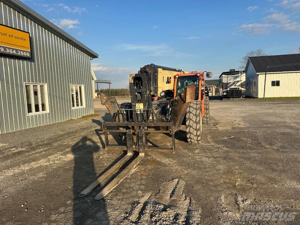 JLG 1055 Teleskoplastere