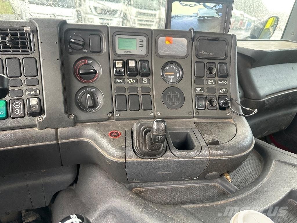 Scania P114 8x2*6 Kabelløft lastebiler