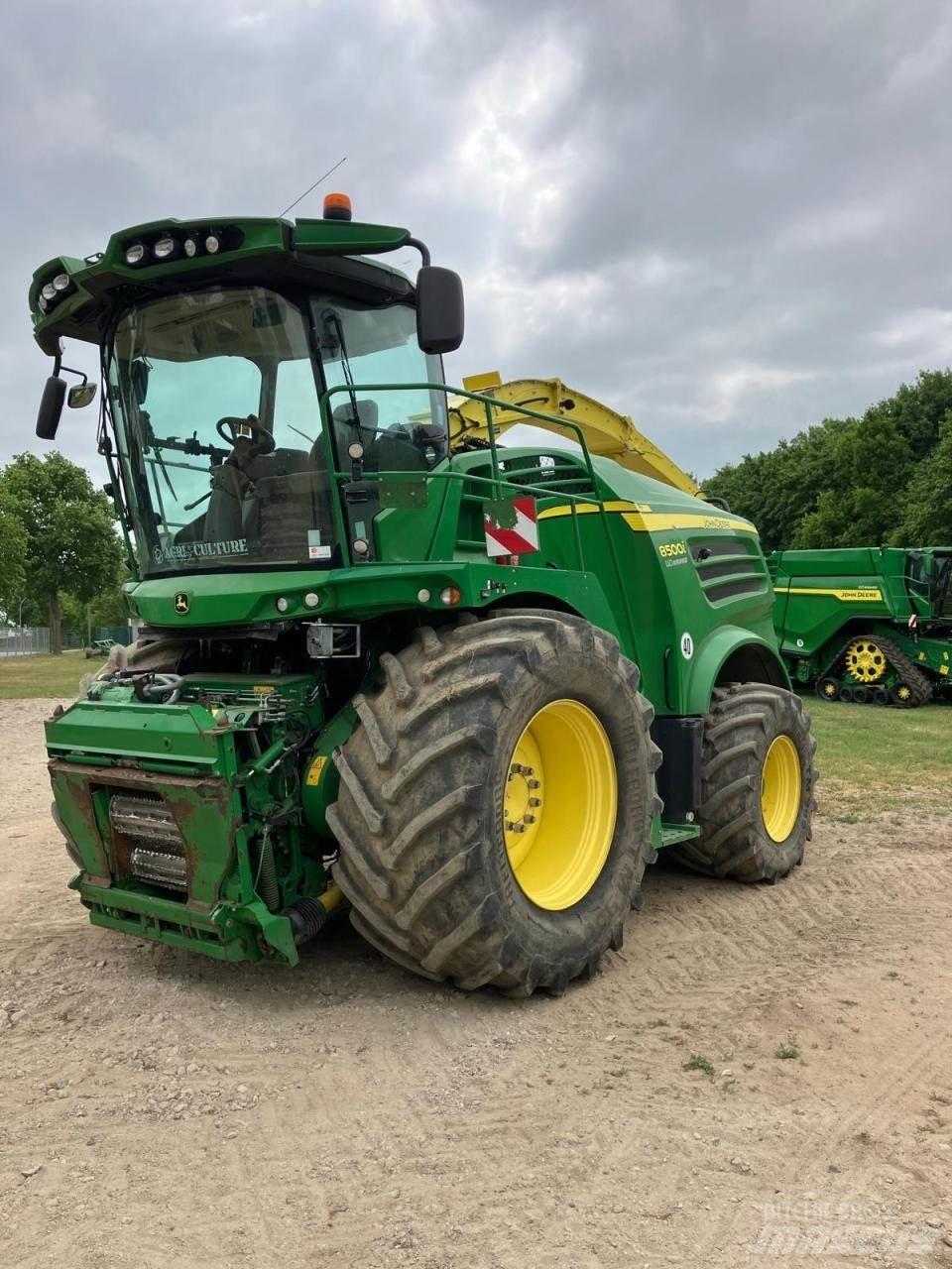 John Deere 8500 Selvdrevne fôrhøstere