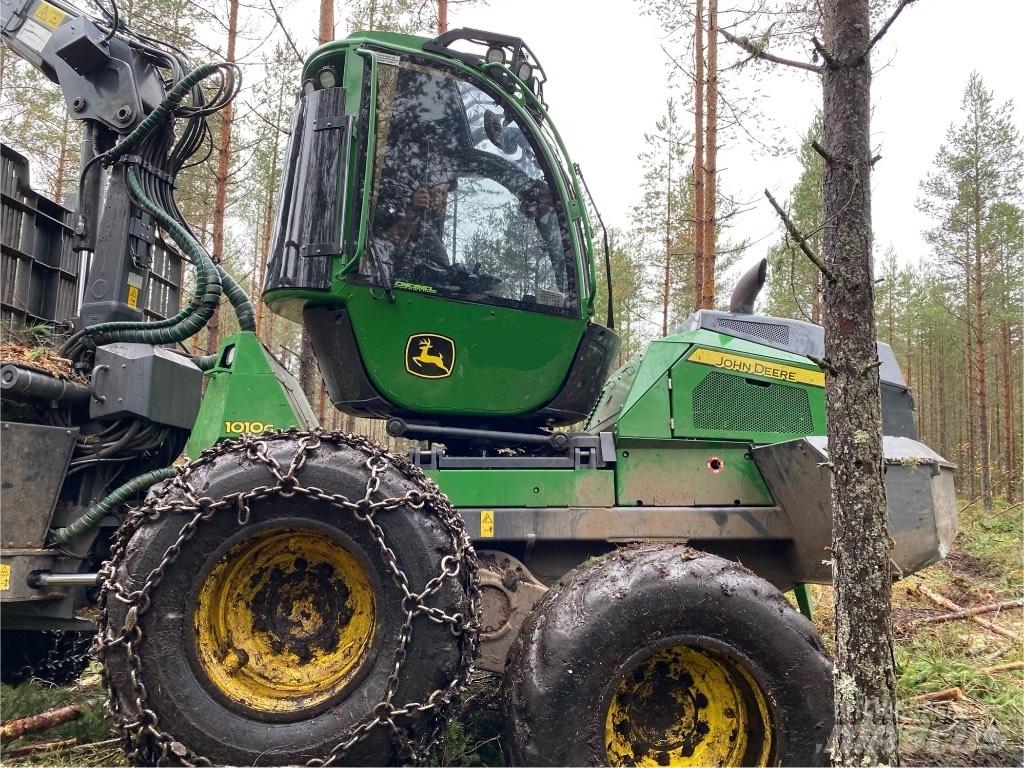 John Deere 1010G Lassbærere