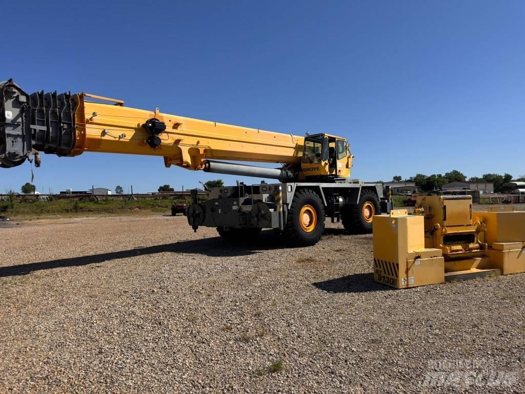 Grove RT 9130 E Røff terreng kraner