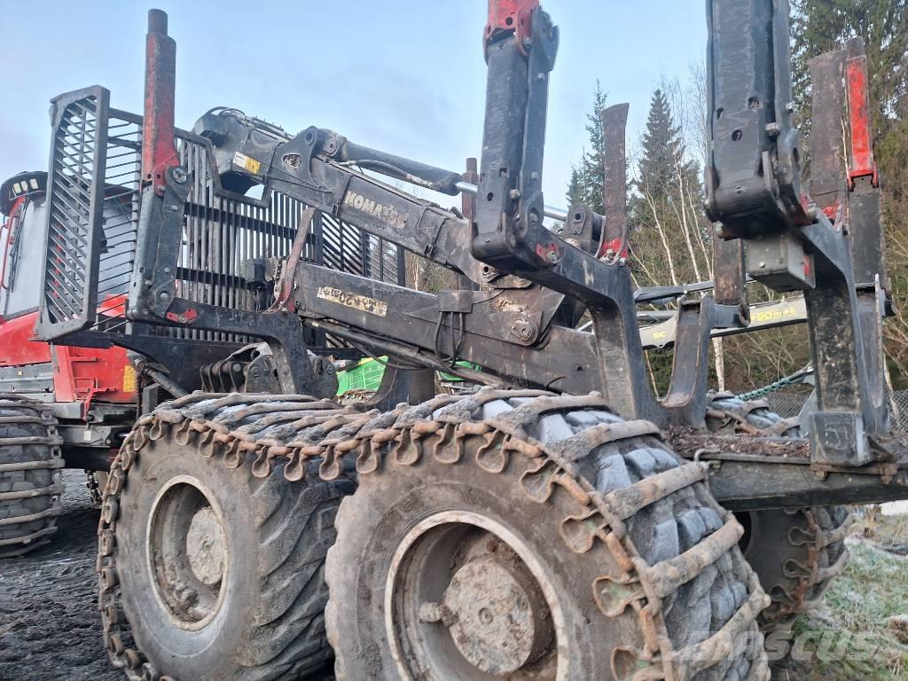 Komatsu 895 Lassbærere