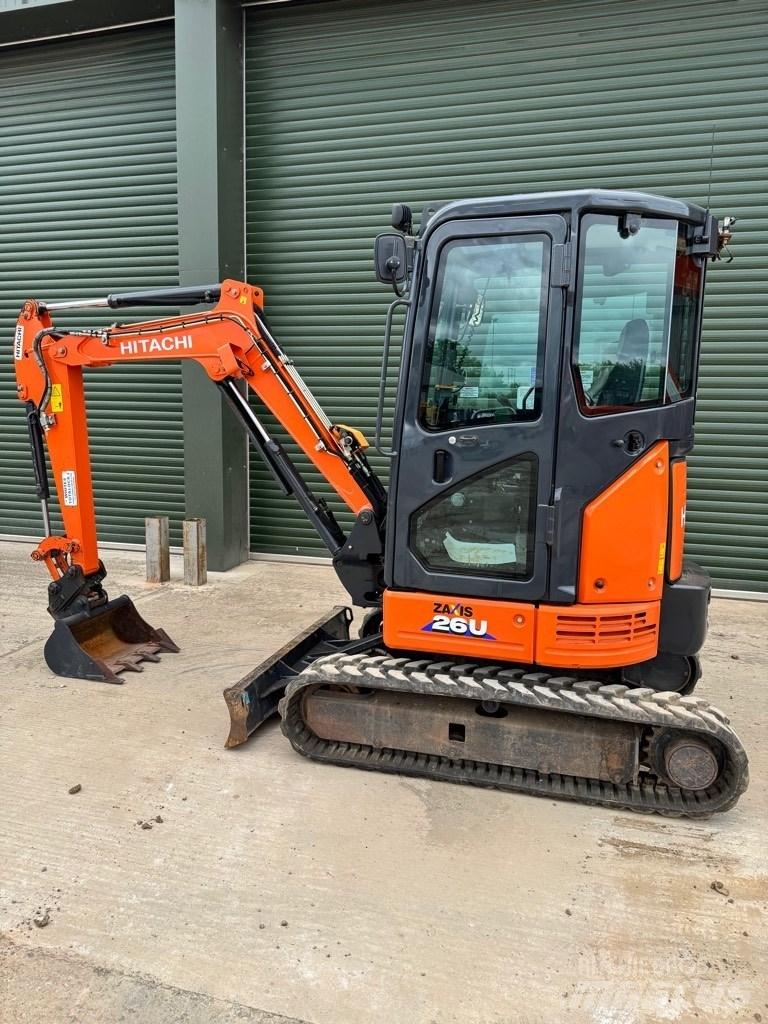 Hitachi 26U-6 CR Minigravere <7t