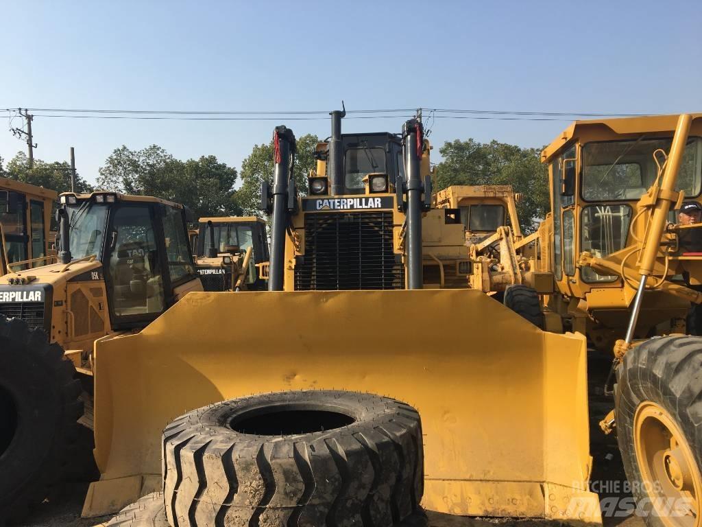 CAT D 7 H Dozere Beltegående