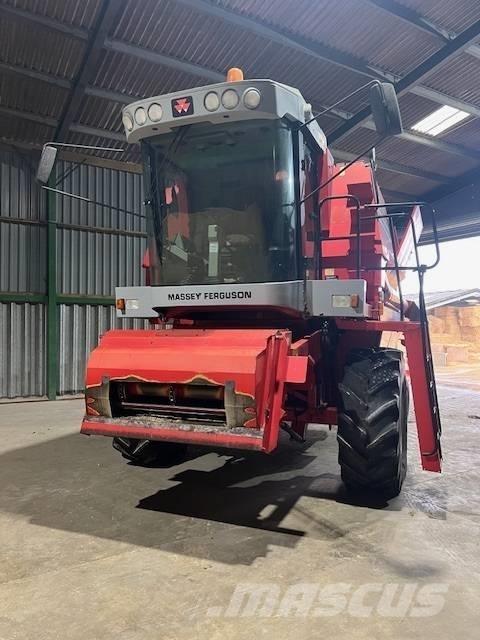 Massey Ferguson 30 Skurtreskere