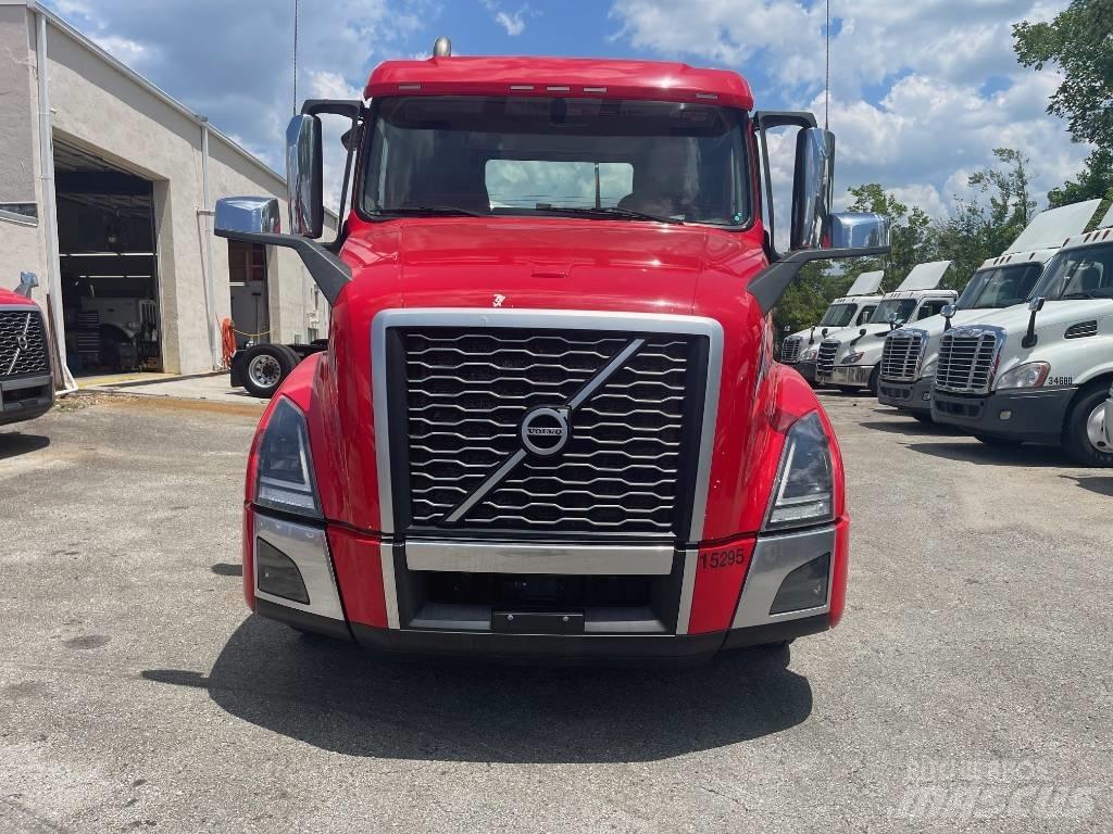 Volvo VNL64T300 Trekkvogner