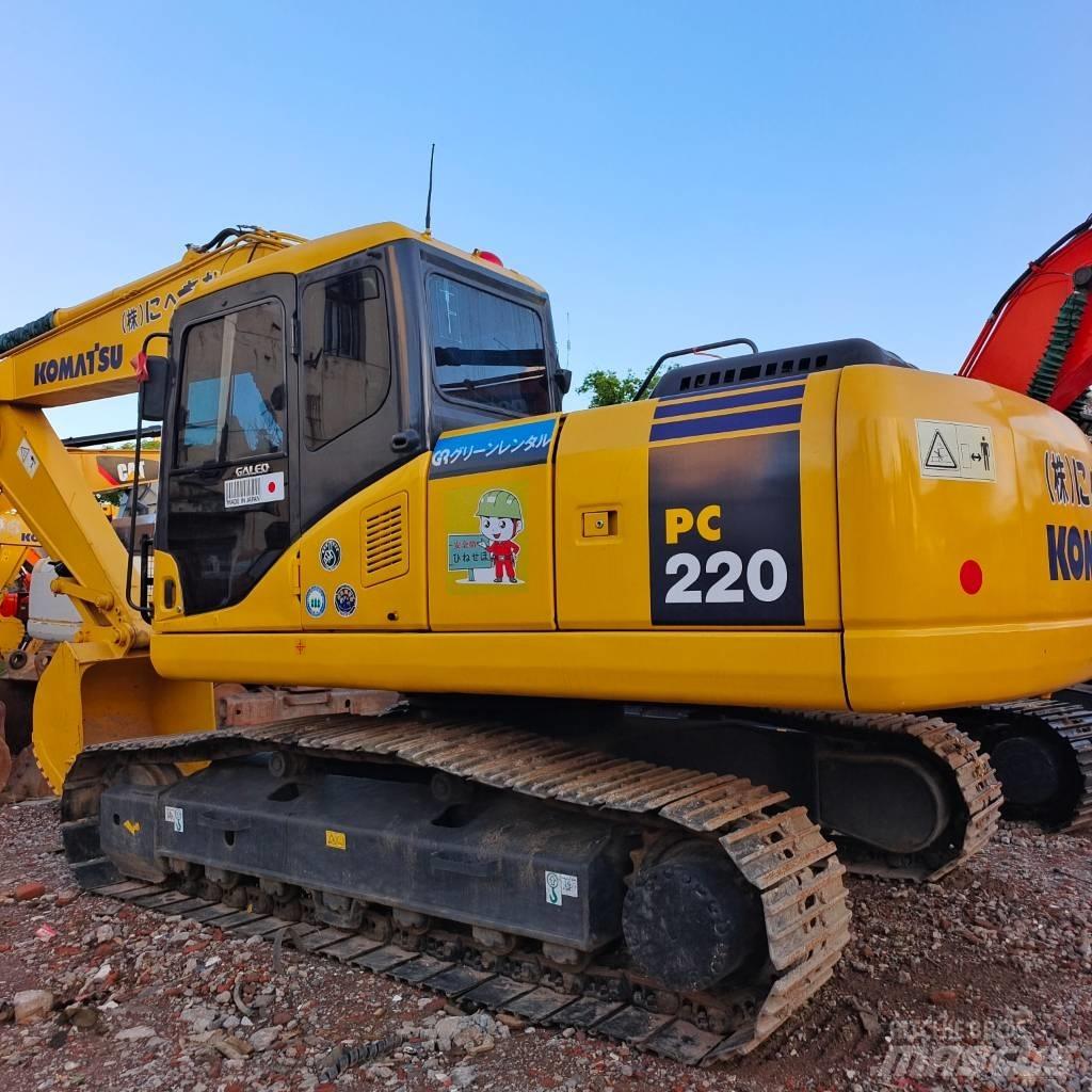 Komatsu PC 220-7 Beltegraver
