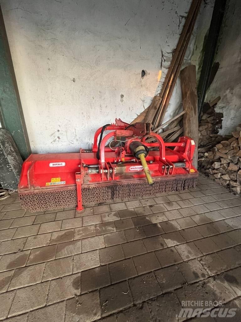 Maschio Bufalo 280 Beitepussere og toppkuttere
