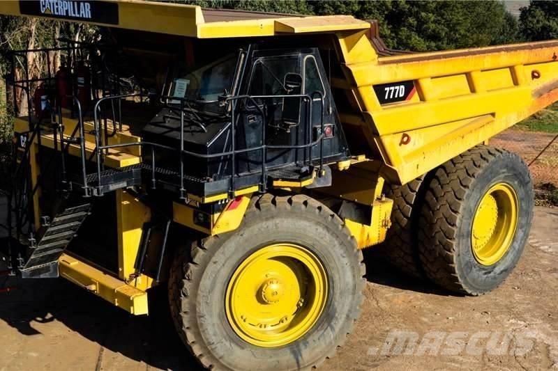 CAT 777D Andre lastebiler