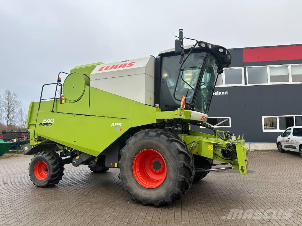 CLAAS Avero 240 Skurtreskere