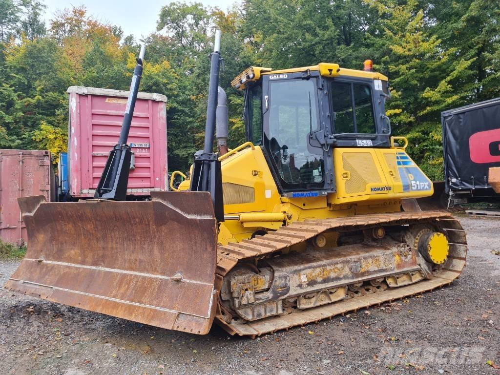 Komatsu D51PX-22 Dozere Beltegående