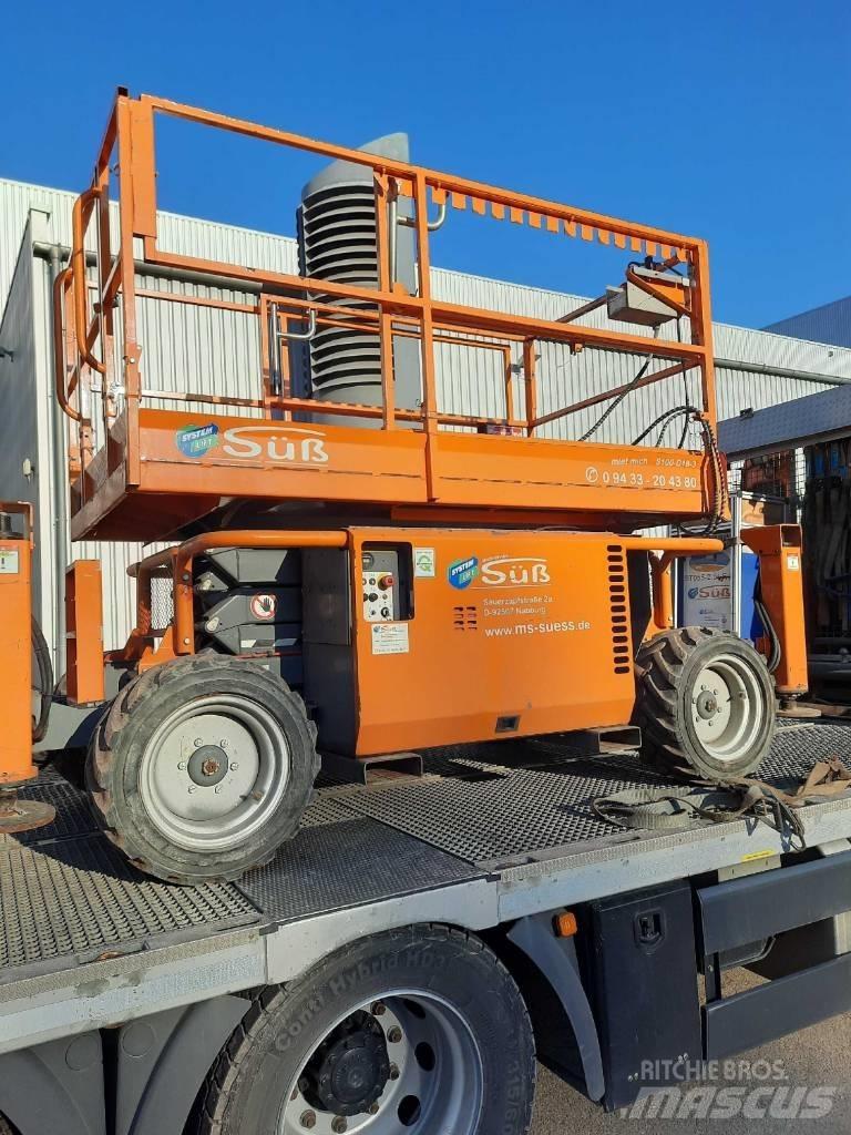 SkyJack SJ 6826 RT Sakselifter