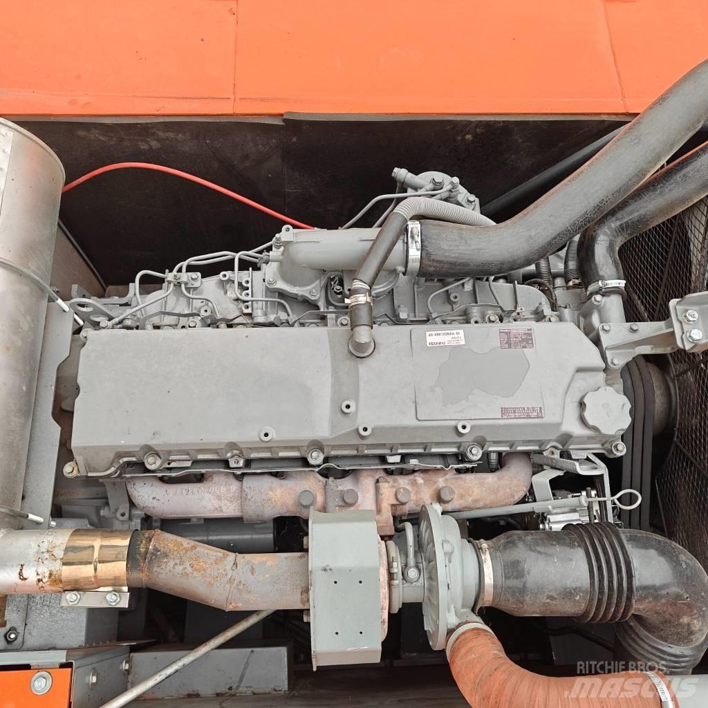 Hitachi 350-3G Beltegraver