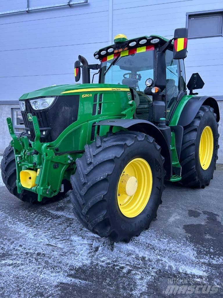 John Deere 6250 R Traktorer