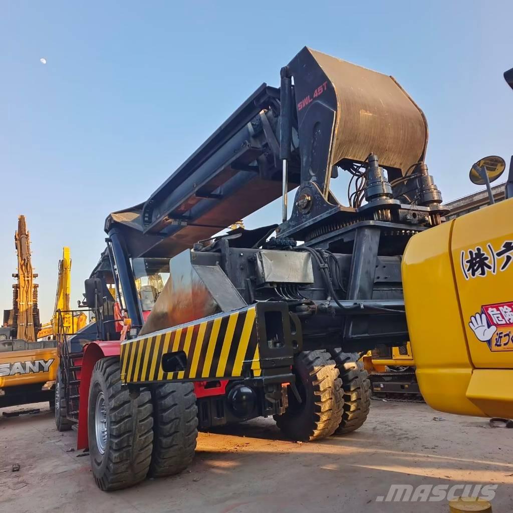 Sany SRSC 45 C30 Reachstackere