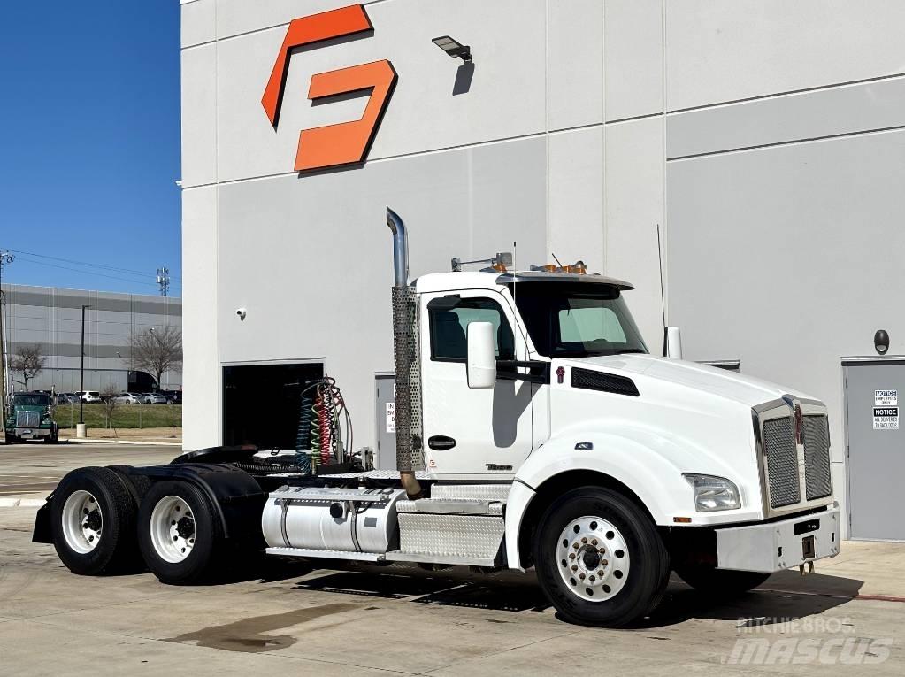 Kenworth T 880 Trekkvogner