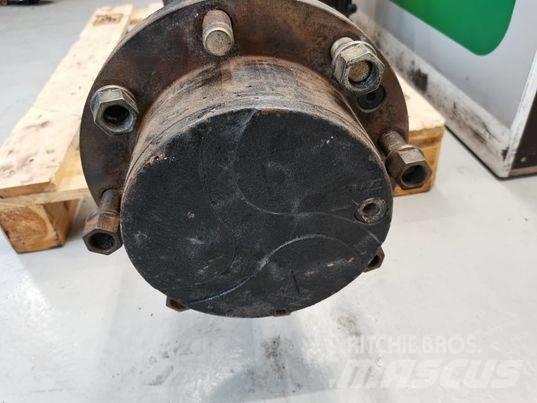 Komatsu WA 90 axle Aksler
