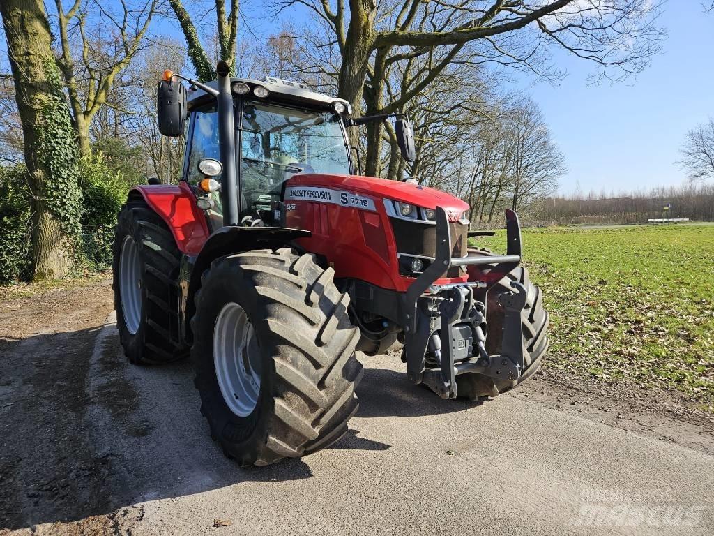 Massey Ferguson 7719 Traktorer