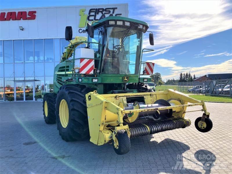 John Deere 7300 Selvdrevne fôrhøstere