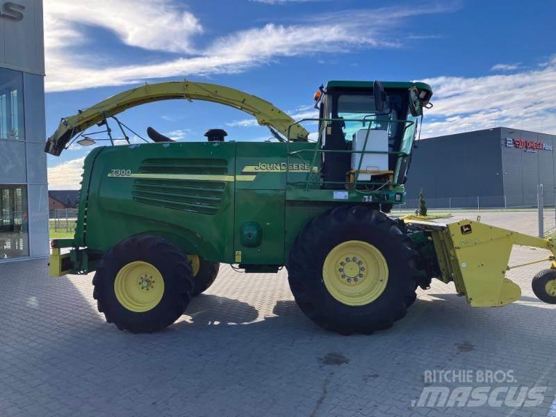 John Deere 7300 Selvdrevne fôrhøstere