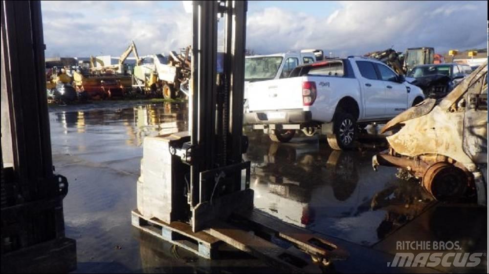 CAT NSP16N2 Lavtløftende truck