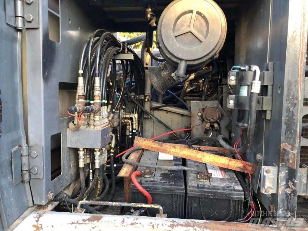 Sumitomo SH200C1 Beltegraver