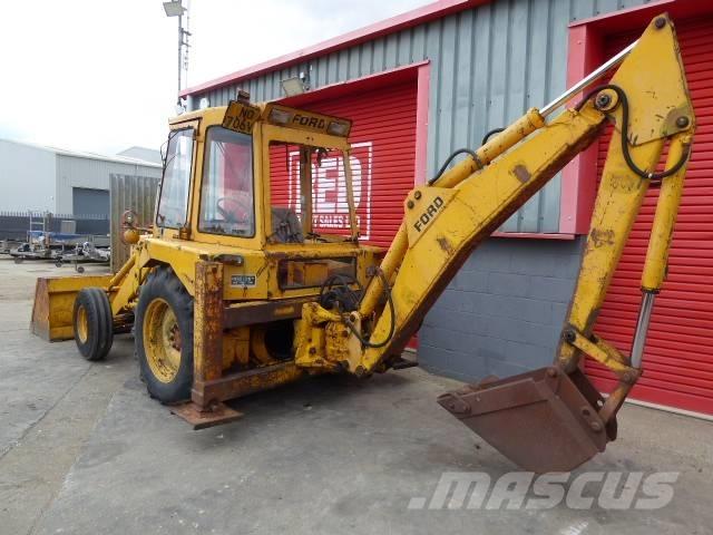 Ford 550 Traktorgravere