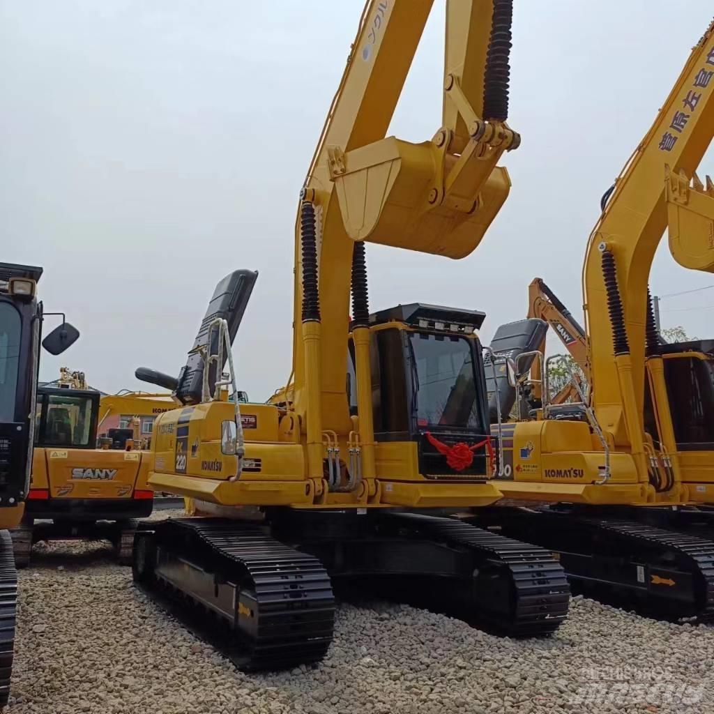 Komatsu PC 220 Beltegraver