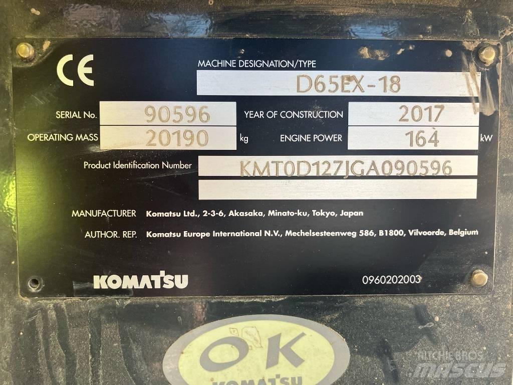 Komatsu D65 EX-18 Dozere Beltegående