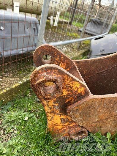 Venieri VF 7.33 Traktorgravere