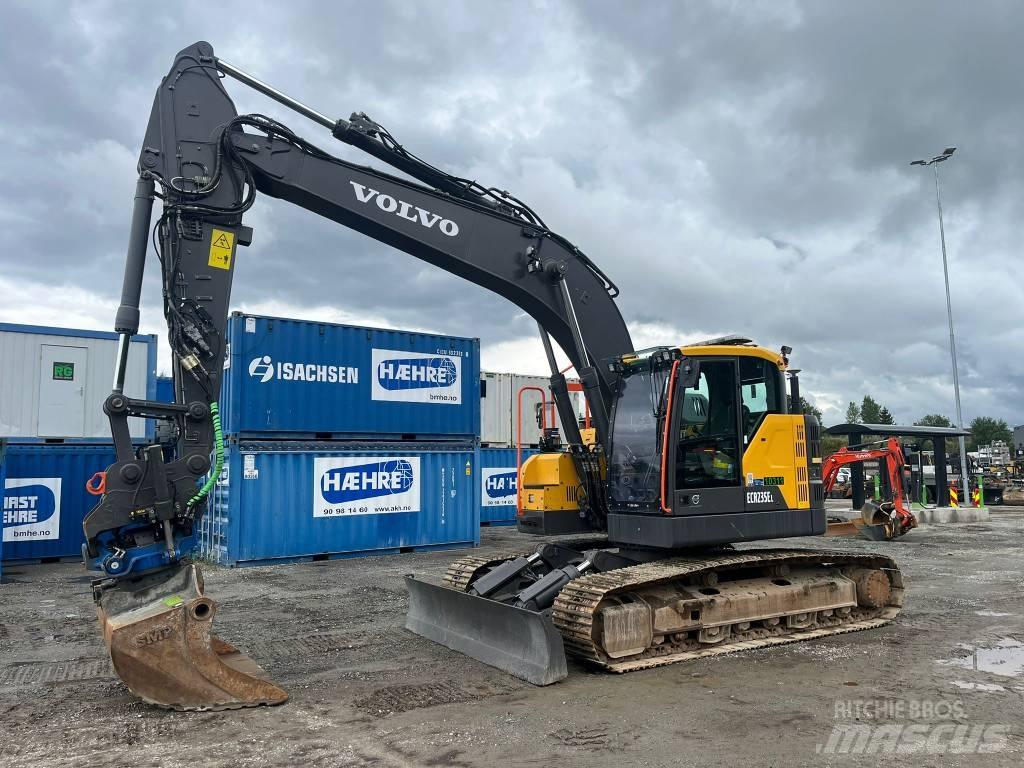 Volvo ECR 235 EL Beltegraver