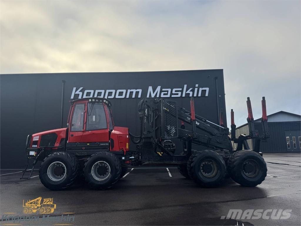 Komatsu 895 Lassbærere