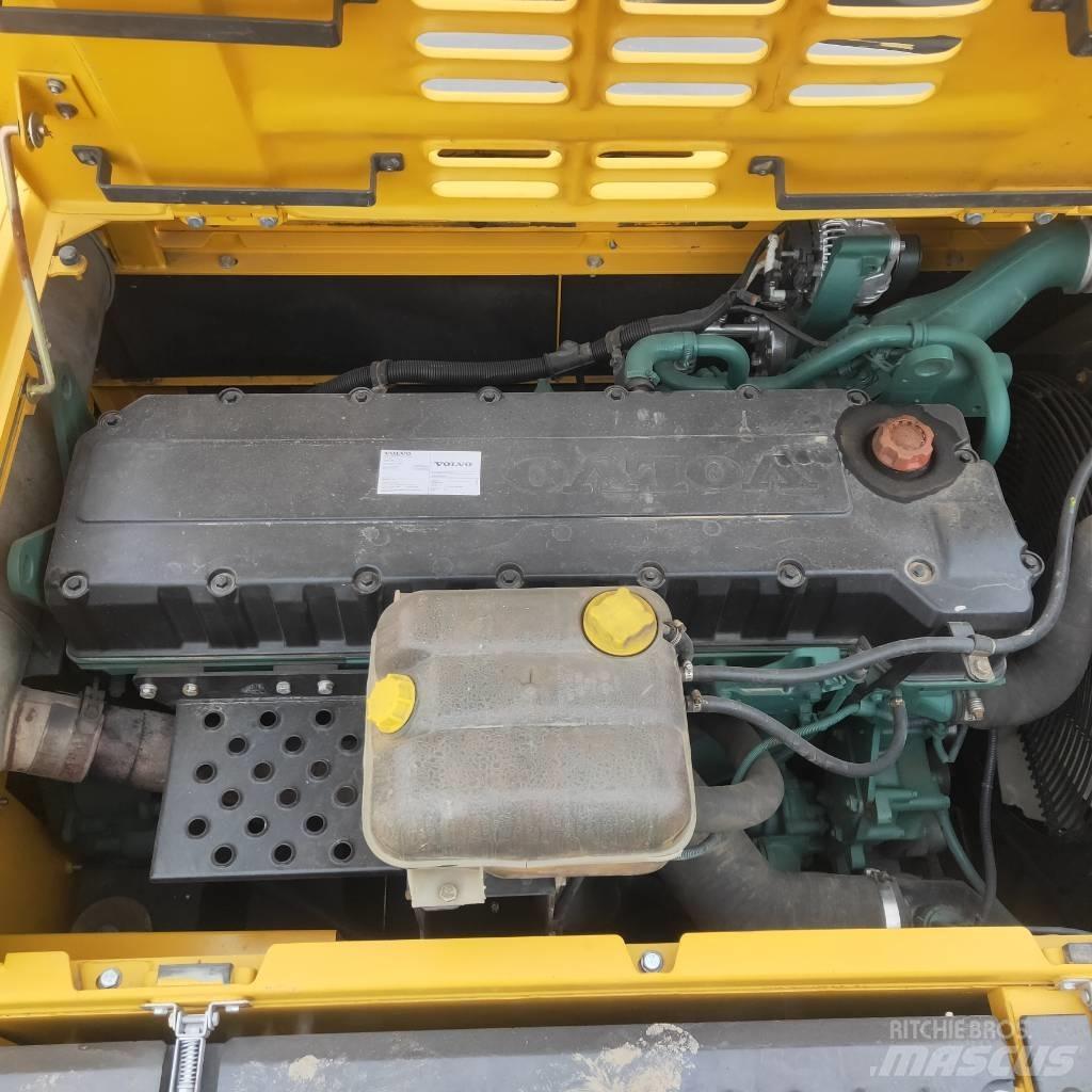 Volvo EC 360 Beltegraver