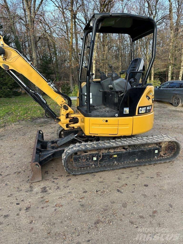 CAT 303.5 E CR Minigravere <7t