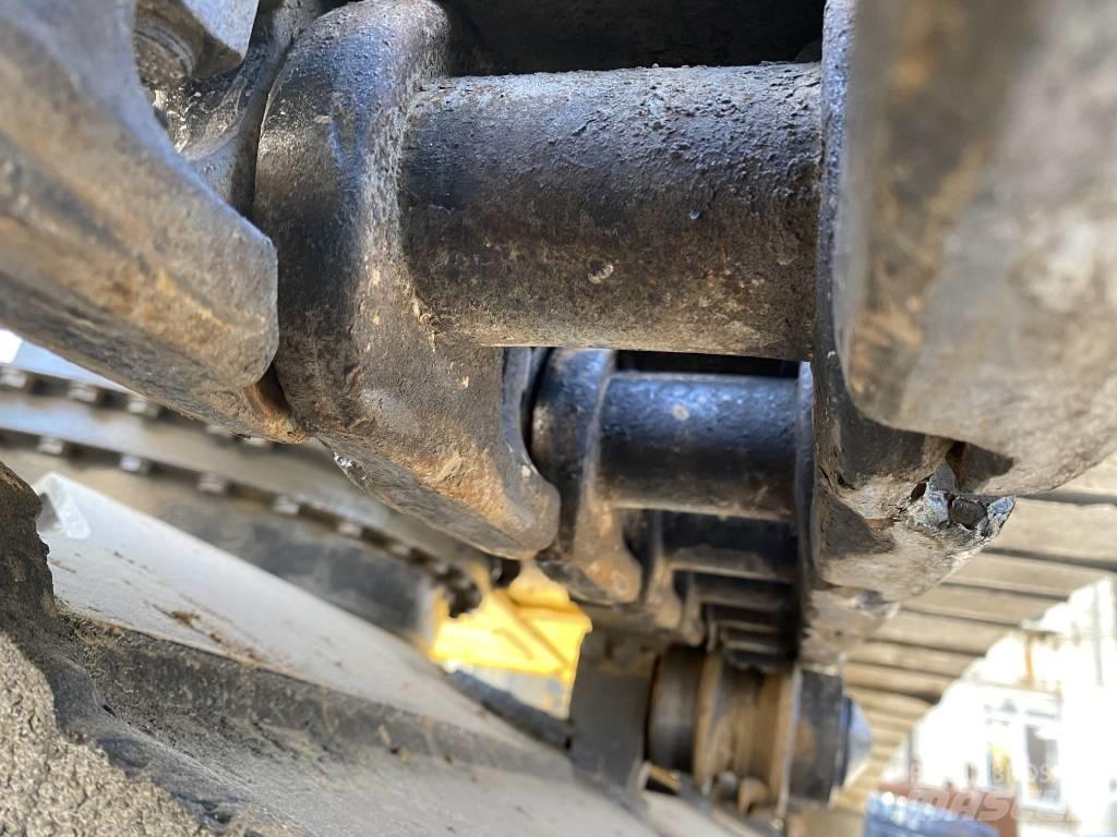 Komatsu PC200 Beltegraver
