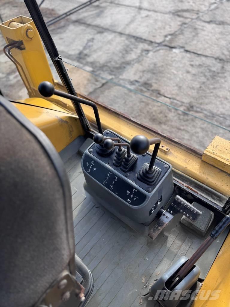 CAT 428 C Traktorgravere