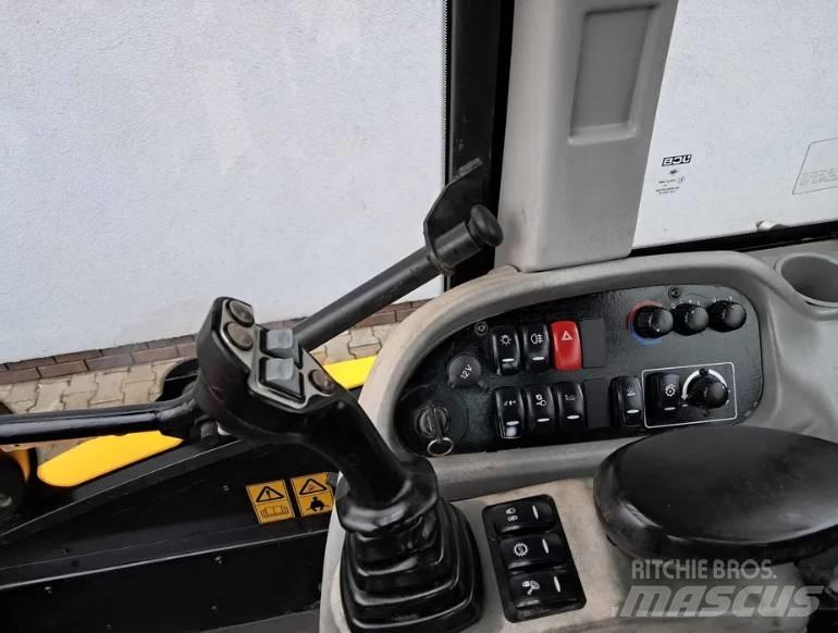 JCB TM 320 S Teleskoplastere for Landbruk