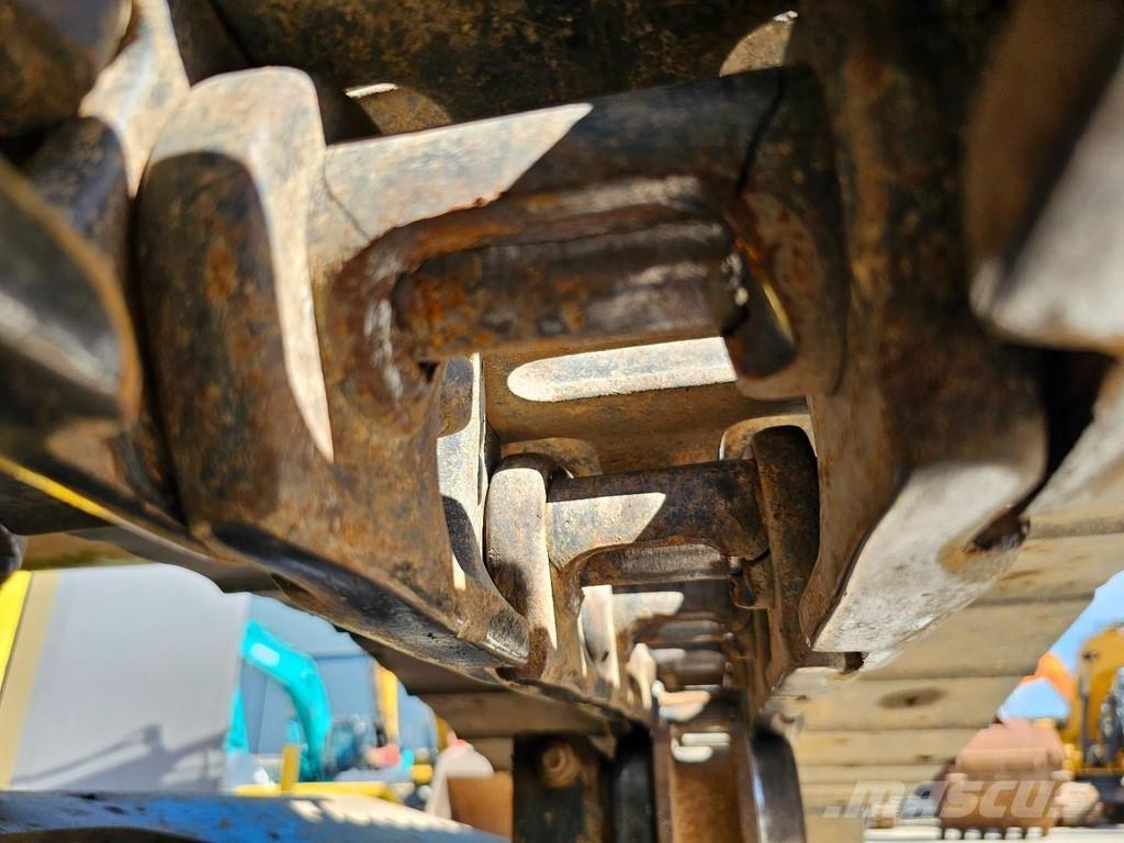 Kobelco SK210LC-9 Beltegraver