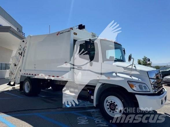 Hino L7 Renovasjonsbil