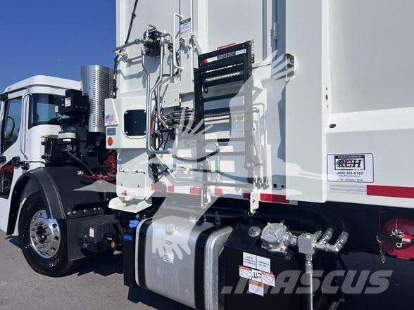 Mack LR64R Renovasjonsbil