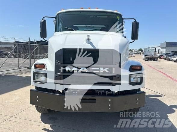 Mack MD6 Renovasjonsbil