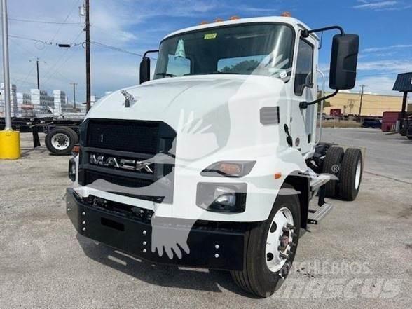 Mack MD6 Chassis