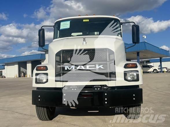 Mack MD6 Renovasjonsbil