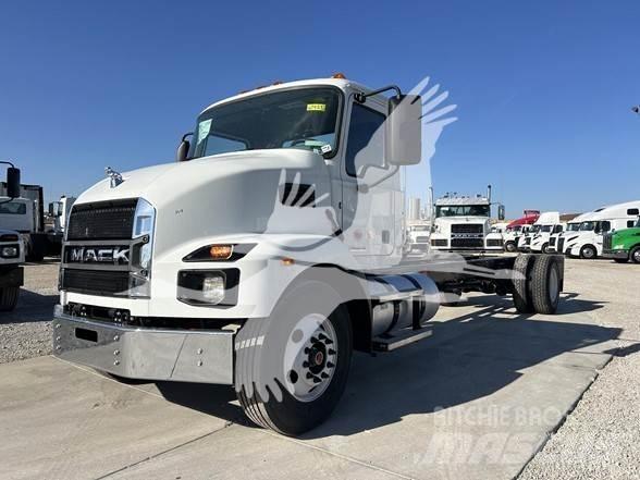 Mack MD6 Chassis