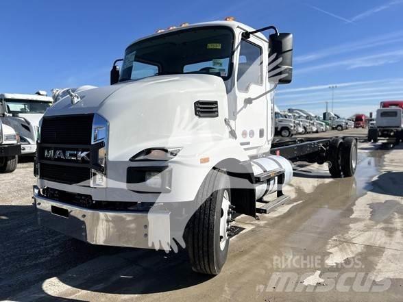 Mack MD6 Chassis