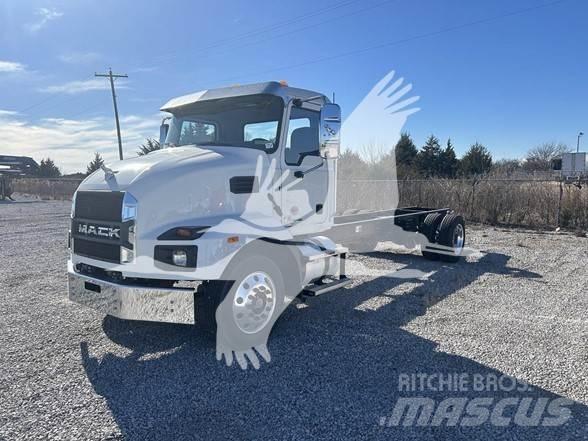 Mack MD6 Chassis