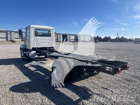 Mack MD6 Chassis
