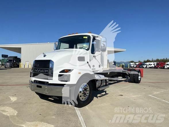 Mack MD6 Chassis